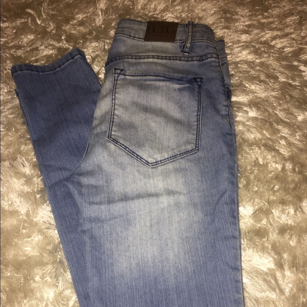 BCBG light wash skinny jeans